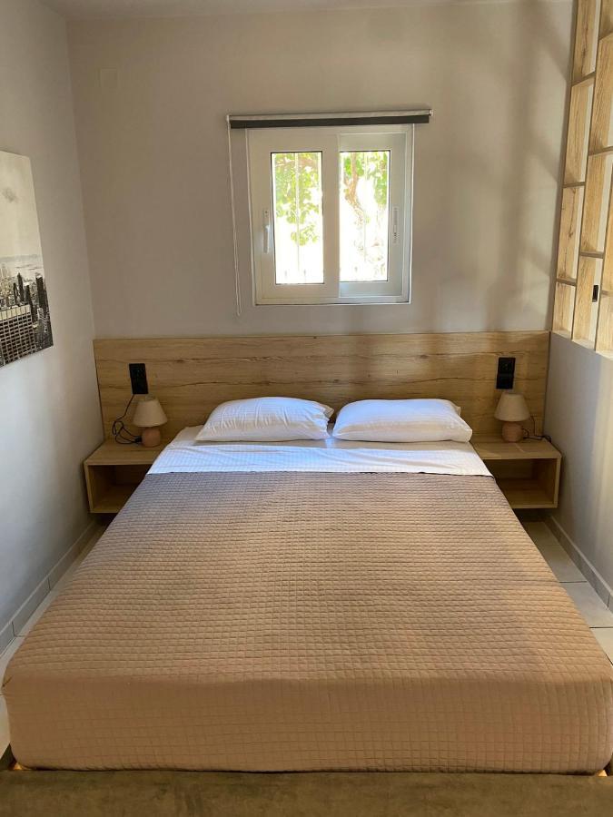 Downtown Corner Apartman Kalamáta Kültér fotó